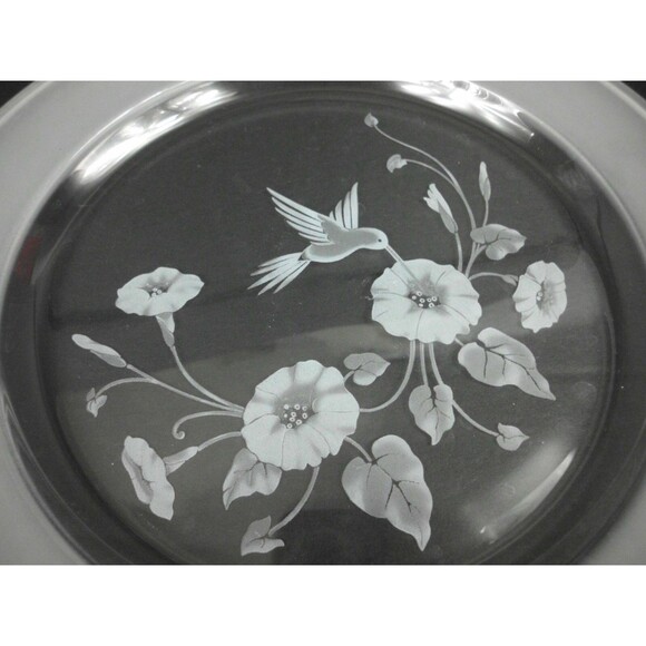 Vintage Avon Hummingbird Crystal Collection Dinner Plate Dish 10.5 Inch - Picture 3 of 3